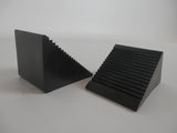 2 PCS/PAIR WHEEL CHOCKS CARAVAN motorhome TRAILER horsebox CAR Rubber